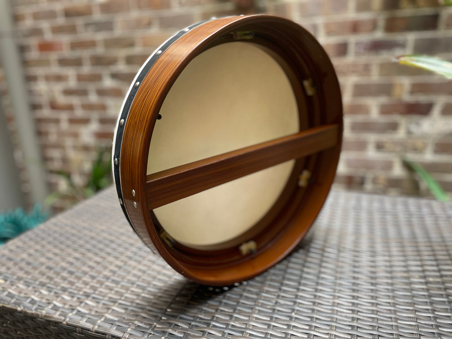 Tuneable Irish Bodhran | 16" tuneable bodhran with Beater, Tune Key and Carry Case