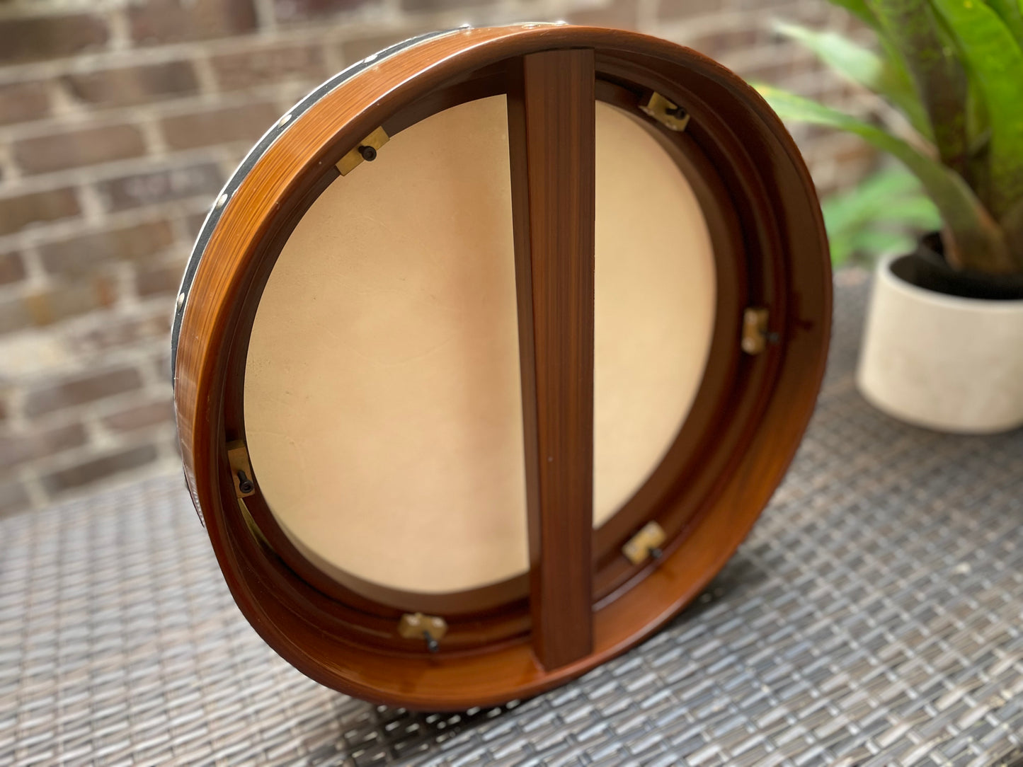 Tuneable Irish Bodhran | 16" tuneable bodhran with Beater, Tune Key and Carry Case